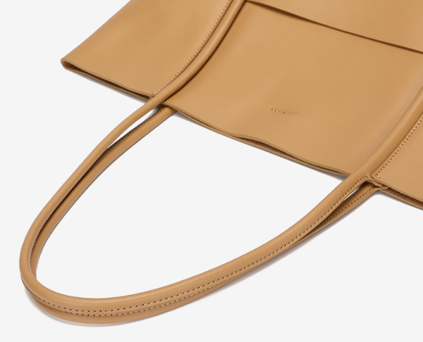 Atelier Vittoria Tote